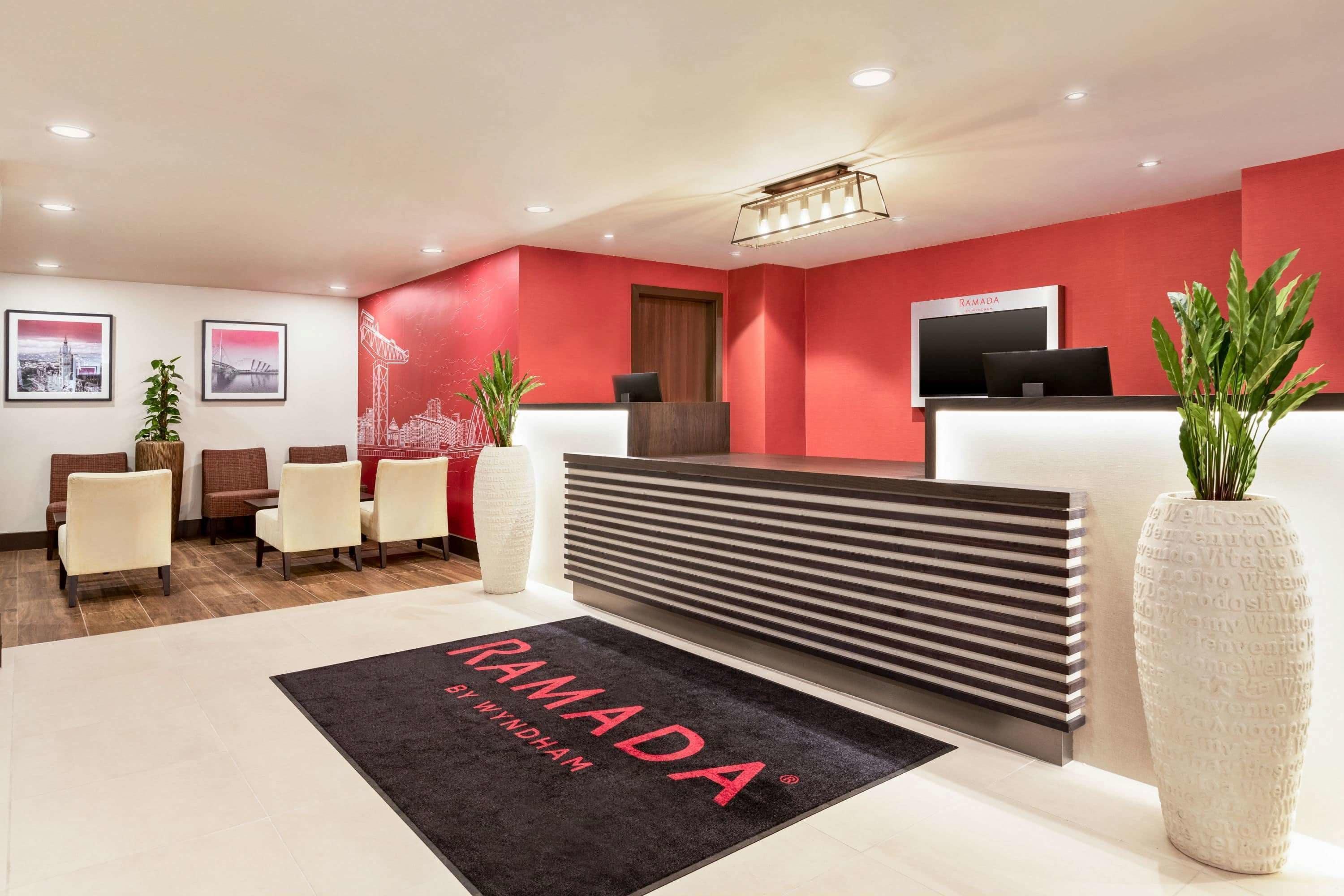 Ramada By Wyndham East Kilbride — Photos 1